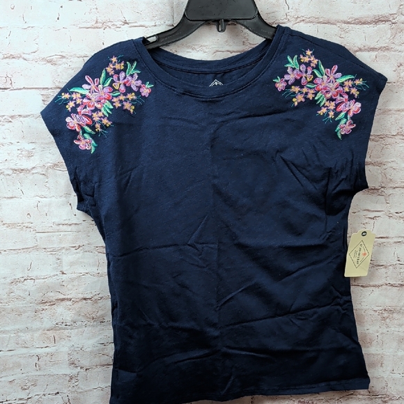 St. John's Bay Tops - St. John's Bay Floral Embroidered Women's Top XS New Nwt